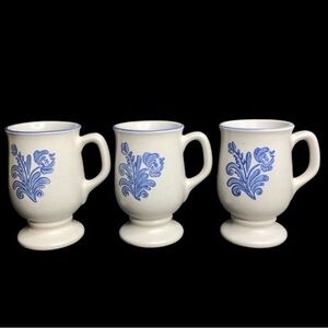 3 VTG Pfaltzgraff Yorktowne 8oz Pedestal Mugs in EUC